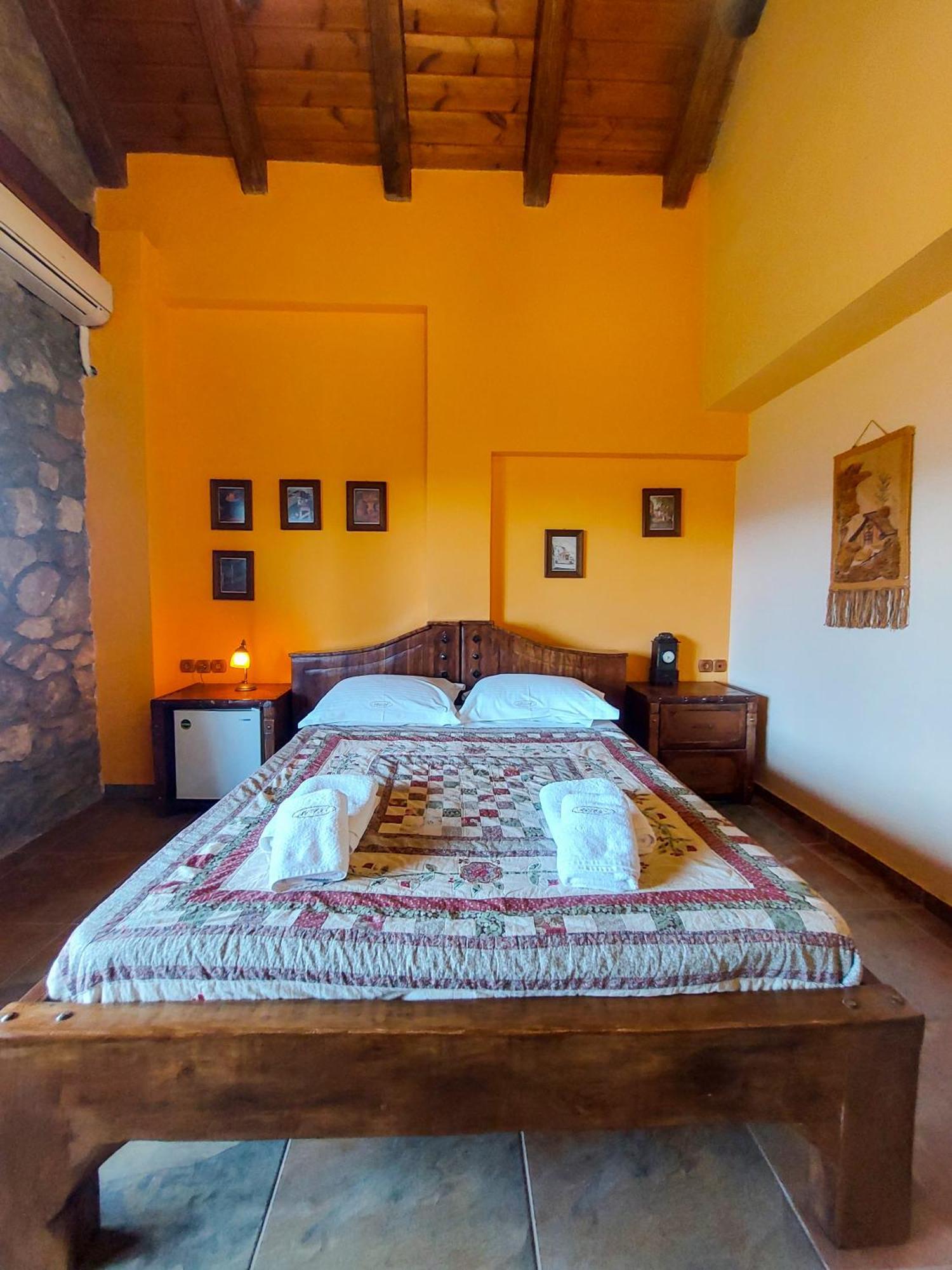 Metohi Hotel Mariolata Ngoại thất bức ảnh
