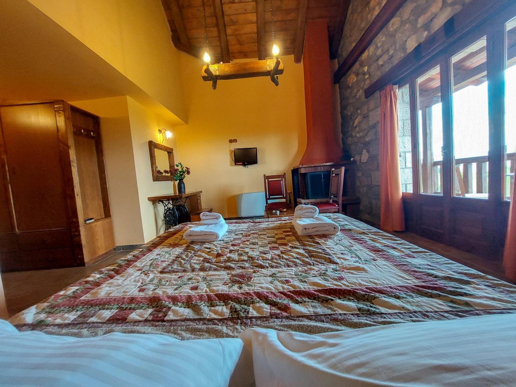 Metohi Hotel Mariolata Ngoại thất bức ảnh